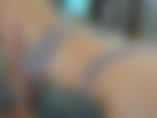 Flexxxybella's Live Sex Cam Show