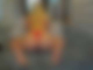 Flexxxybella's Live Sex Cam Show