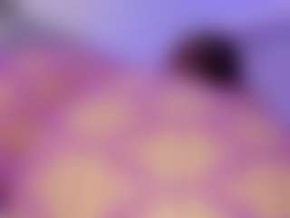 Live cam show with Linacamg9 - Smoke on Pornisteam.com