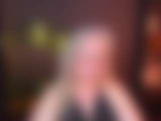 Live cam show with NataliMellow - Old on Camsoda