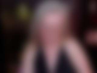 Live cam show with NataliMellow - Old on Camming Site