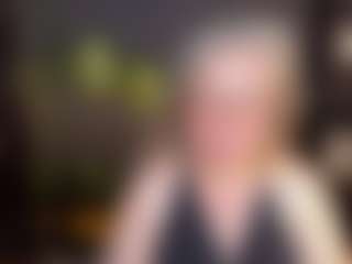 Live cam show with NataliMellow - Old on Dolls Live