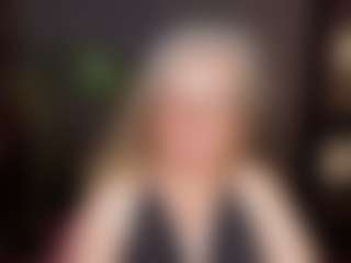 Show live cam dengan NataliMellow - Glasses di Camsoda
