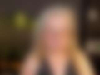 Live cam show with NataliMellow - Granny on StripNow