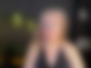 NataliMellow's Live Sex Cam Show