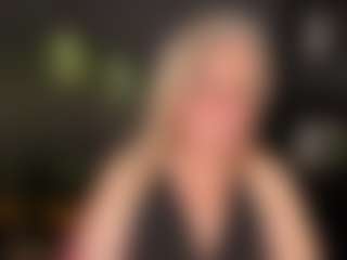 Live cam show with NataliMellow - Old on intimatelivegirls.com