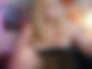 Live cam show with NicoleKind - Middle Aged on Fling VIP Chat