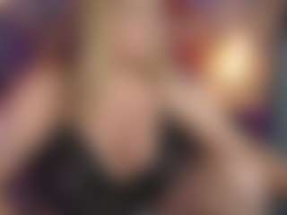 NicoleKind's Live Sex Cam Show