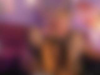 Live cam show with NicoleKind - Granny Big Ass on Hubzter Live
