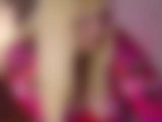 Live cam show with NicoleKind - Blonde Hair Middle Aged on camtv
