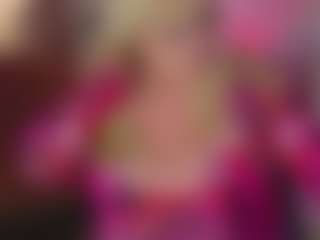 Live cam show with NicoleKind - Bedroom Mature on CamSodaAdn