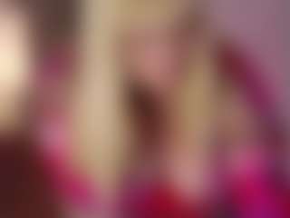 Live cam show with NicoleKind - White on boobsie.com