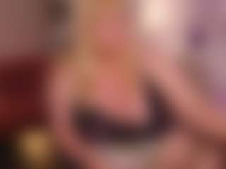 Live cam show with NicoleKind - Mature on CamClone