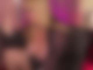 Live cam show with NicoleKind - Bedroom Mature on Gym Cam Girls