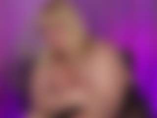 Live cam show with NicoleKind - Granny Blonde Hair on Nude Live Now
