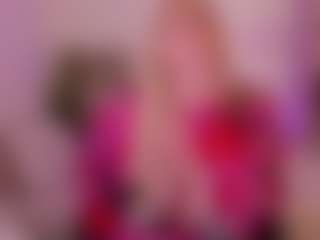 Live cam show with NicoleKind - Granny Lovense on Milfs Live