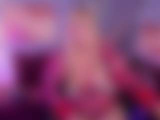 Live cam show with NicoleKind - Blonde Hair Middle Aged on Camsoda