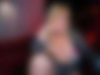 Live cam show with NicoleKind - Living Room on Cam Slut