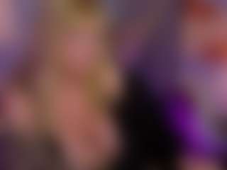 Live cam show with NicoleKind - Blonde Hair Middle Aged on livesuperchat.net