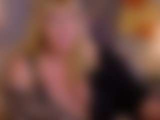 Live cam show with NicoleKind - Granny Dildo on xxxlivecams.org