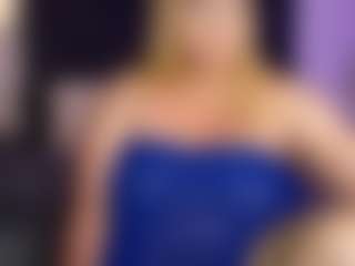 Live cam show with NicoleKind - Blue Eyes on Camsoda