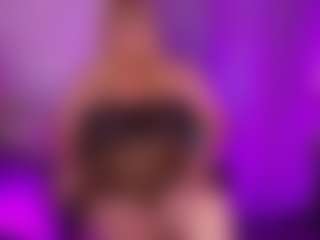 Live cam show with NicoleKind - Granny Blonde Hair on Porn Luv