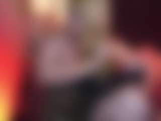 Live cam show with NicoleKind - Spank Mature on fuklive.com