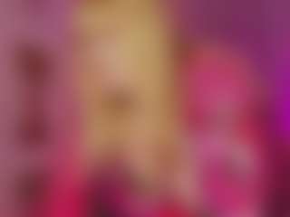 Live cam show with NicoleKind - Middle Aged on StripNow