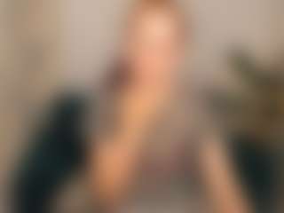 Live cam show with NikaGentle - Small Tits Mature on AdultVida.com