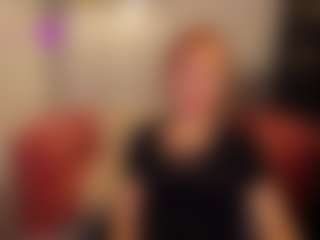 Live cam show with NikaGentle - Fingering MILF on Milf Play