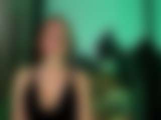 NikaGentle MILF webcam performer live streaming
