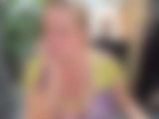 Live cam show with ScarlettSoft - Mature on Camsoda