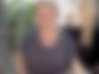 Live cam show with ScarlettSoft - Granny on Dare Cams