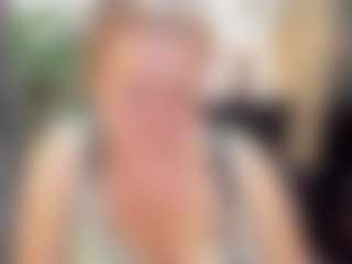 Live cam show with ScarlettSoft - Granny on SxyPornLive