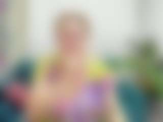 Live cam show with ScarlettSoft - Granny Lovense on liverealitysex.com
