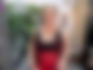 Live cam show with ScarlettSoft - Granny Big Tits on Strip Flash - Live Sex Shows
