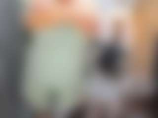 Live cam show with ScarlettSoft - Tittyfuck on Milf Play