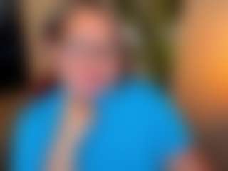 Live cam show with Shannonshine - Granny Blonde Hair on AdultVida.com