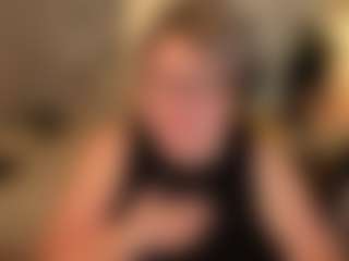 Live cam show with Shannonshine - Gray Eyes on galaxygirlnitro.com