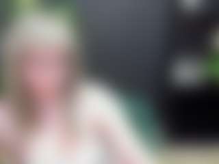 AlanaDreamy's Live Sex Cam Show