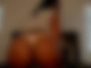 Live cam show with Nicole XOXO - Athletic Cosplay on dropp.cam