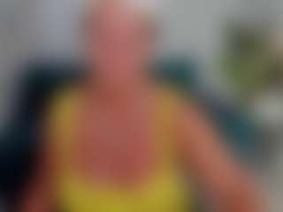 Live cam show with KathySunn - Striptease Granny on Camming Site