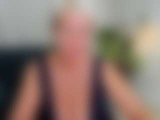 Live cam show with KathySunn - Granny Big Ass on madthumbs