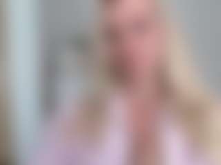 CorneliaBarbie's Live Sex Cam Show