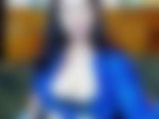 Live cam show with JanetMas - Public MILF on Camsoda