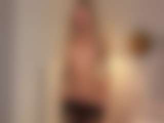 LeksyWest's Live Sex Cam Show
