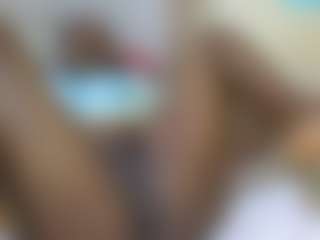 Live cam show with cutyleila - Ebony on CamClone | kenya