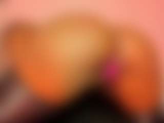 Live cam show with Sharonsmiith1 - Black Petite on Gym Cam Girls