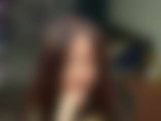 AvroraSakura MILF webcam performer live streaming