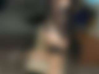 AvroraSakura's Live Sex Cam Show